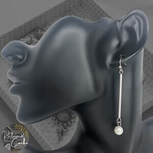 Silver Dangle Pearl Earrings